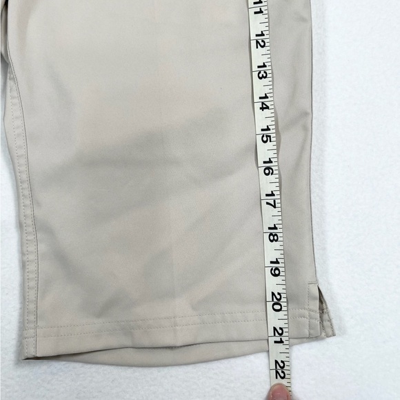 ADIDAS Women's ClimaLite Beige Double-Buttoned Bermuda Golf Shorts Size 6 - Picture 11 of 15